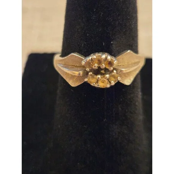 VintageGold Floral Ring Onyx with Diamond Accent Size 5.75 Elegant Textured